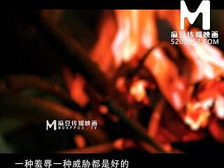 Asian wife gets oral sex and pussy licking in parasitic fuck