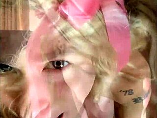 Emma Rosie Gives Hot Blowjob And Facial In Pickup