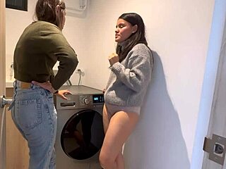 מתגעגע לנשיקות מאשת אחי החורג, אני פרוע