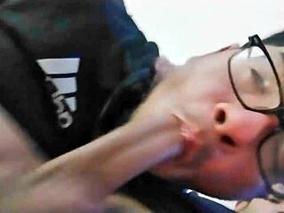 MAMADA EN PRIMER PLANO BLOWJOB 2