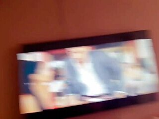 lista para lo k ustedes kieran hacerme en cama sola en casa este fin de semana