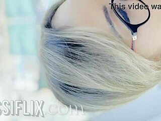 Eu a Minha Amiga Chupamos Gostoso Aquele Pau Duro e Grosso Até Ele Meter no Nosso Cu Cassiflx!