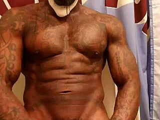 Hallelujah Johnson Worships Massive Black Cock Intensely