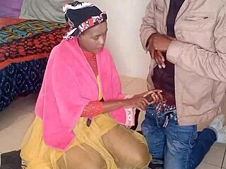 Lilpuddingbowls in amateur deepthroat scene