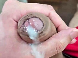 Mladý hetero chalan chytený na nete oh boy