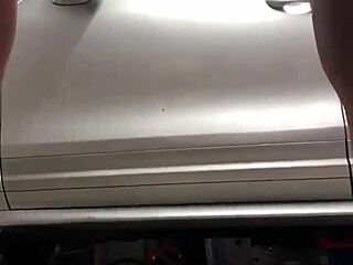 Gym VOYEUR SPYING on GAY cock action in the garage