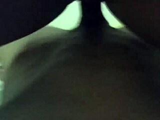 Sentando no pau do moz�o 😈💦