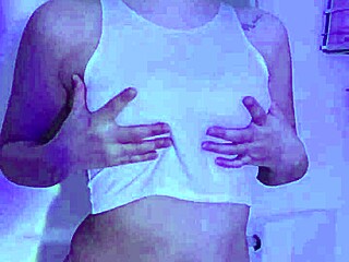 teen showers for friend to fuck?