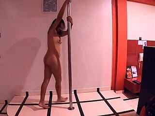 i enjoy nude dancing before sex