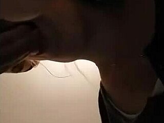 Salope from Bretagne sucks me off to PNL beats in blond amateur sex tape 😏