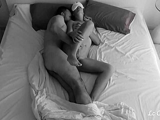 Видя ли това скрито видео от горещата ни романтична нощ с огромно свършване?