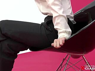 Amateur japanese model maki momoi poses nude in lingerie photo session