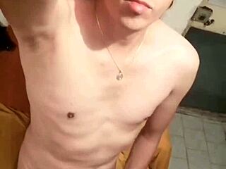 chacal corneador de ecatepec masturbates with big cock