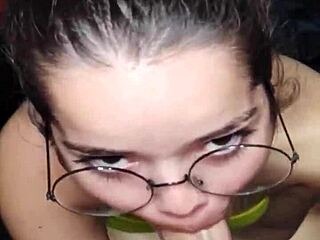 White Moon eagerly sucks for a facial