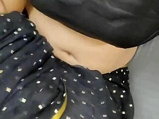 Hot Indian bhabhi getting banged by devar in homemade group