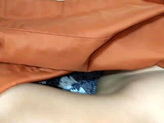 me aprovecho de mi amiga despues del trabajo con su gran culo