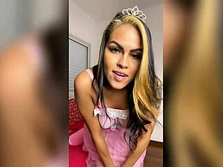 Brazilian Amateur Tries Naughtiest Fantasies for You