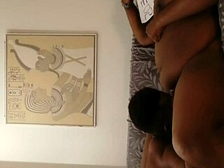 Sexhard bbw roxy sucks dick hard in hardcore action with shaved pussy