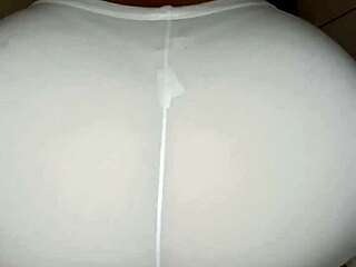 big tits latina shows off huge ass in tiny yoga thong during close-up amateur workout