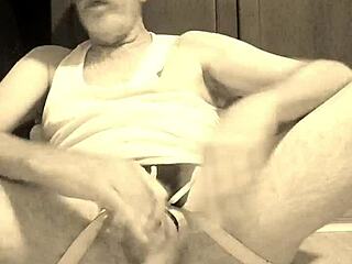 Thomas Odea Gay Pornstar Strokes Monster Cock!