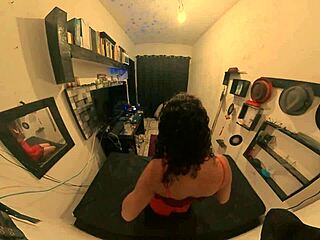 Another Look Inside Priscila Beline's Scene