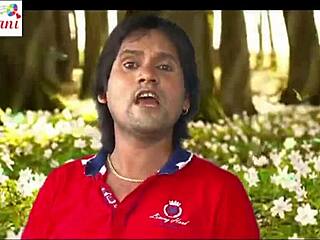 bhojpuri hot song with nipple show performance