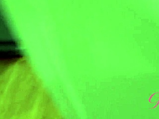 super hot venus vixen sucks and rides that meat pipe