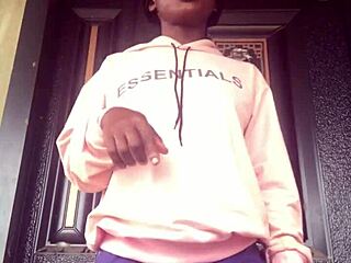 Crazybitch Gives Advice On Sexiness With Dirty Talk