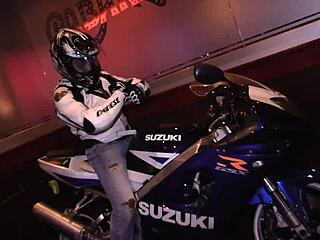 Latina Group Fuck In Public Outdoor Sexparty