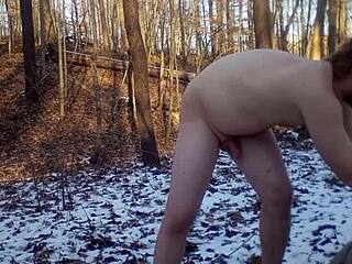 Naked Outdoor Cumshot on Beach with Hairless Flashing Fetish