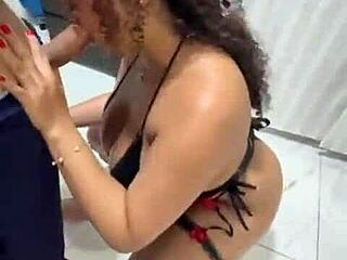 Anime maid's vagina eaten in hentai fantasy