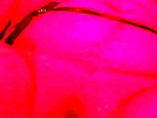 Noche de modelo sexy con masaje de culo y tetas!