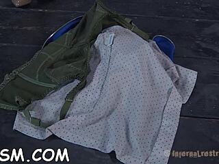 This horny fat milf got all excited showing me her big boobs and vagina on that videollamada