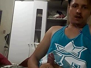 Cumming Heavily After Sensual Fucking With Girlfriend