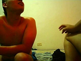 Horny Colombian chick fucks hard?