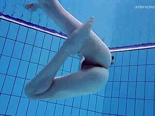 anna netrebko bathing in outdoor shower