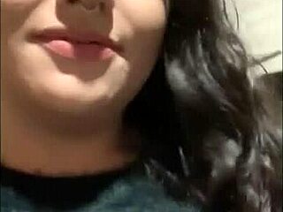 Black man offers 50 reais for oral service