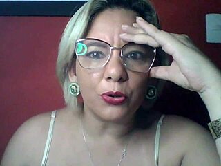 DEI PARA O TECNICO DO GÁS - COM O CASAL VIZINHO - INSTAGRAM LOLAHISTORIA - E-MAIL LOLACONTOSEHISTORIAS GMAIL COM