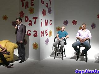 Athletic gay hunk in orgy tagteam