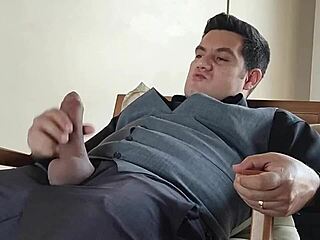 Yuri gaúcho - big gay dick showing off in front of the mirror 😏