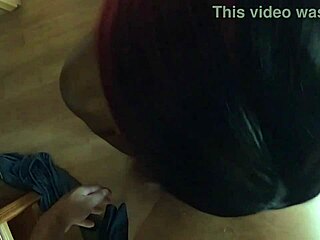 Pelirroja Disfrutando De Una Buena Polla De Regalo De Cumpleaños