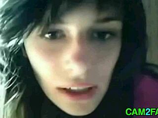 Hot teen 18+ performs on webcam for free porn video