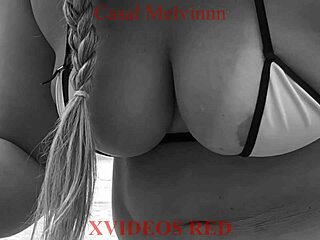 minha esposa pees long on the beach