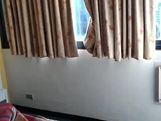 The Rosum amateur couple explores their desires together.