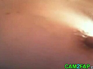 Close-Up Fingering In Webcam Amateur Sex