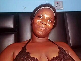 Casting with Konyefa so seductive 😘