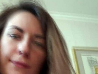 Camilla Moon masturbates with anal toys