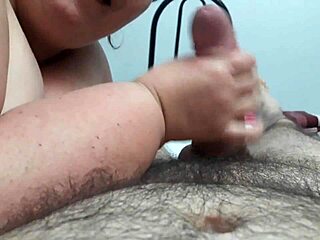 That lovely blowjob and cumshot was amazing!