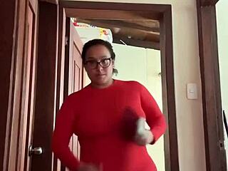 Neighbor In The Bathroom With Cute Milf