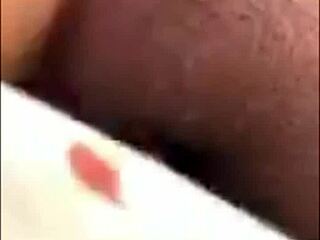 I masturbate and squirt